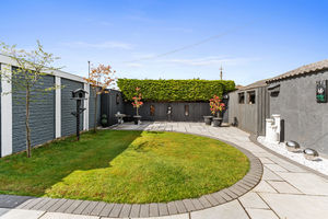 Photo 31- click for photo gallery